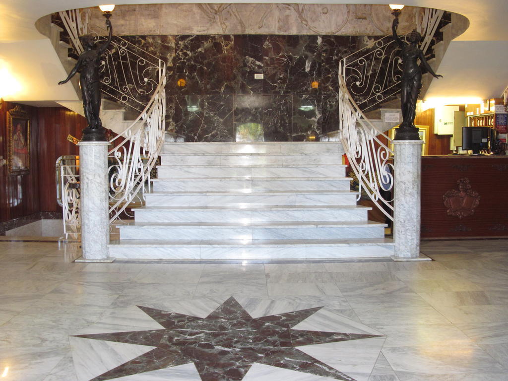 Hotel Antoyana Santander Exterior photo